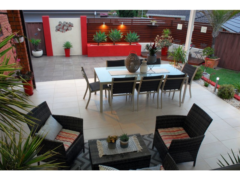 19 Lachlan Street, Bossley Park NSW 2176