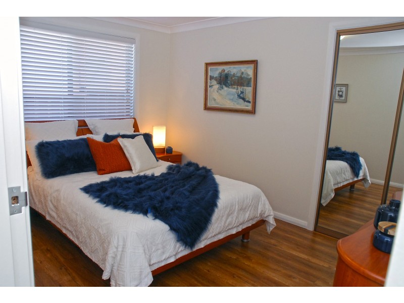 19 Lachlan Street, Bossley Park NSW 2176