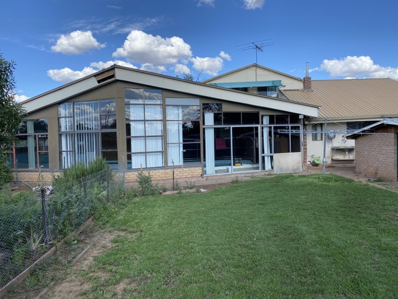 21 Floyd Street, Coonamble NSW 2829