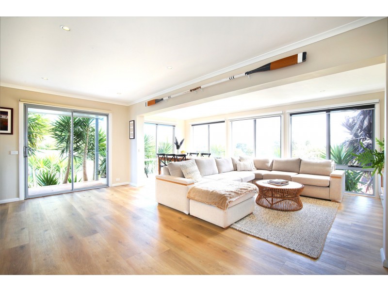 19 St Andrews Drive, Rye VIC 3941