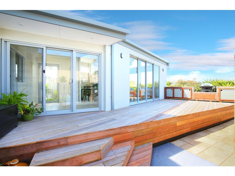 19 St Andrews Drive, Rye VIC 3941