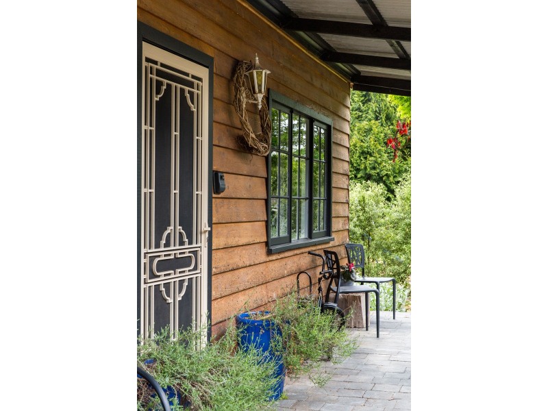 32 Grant Street, Forrest VIC 3236