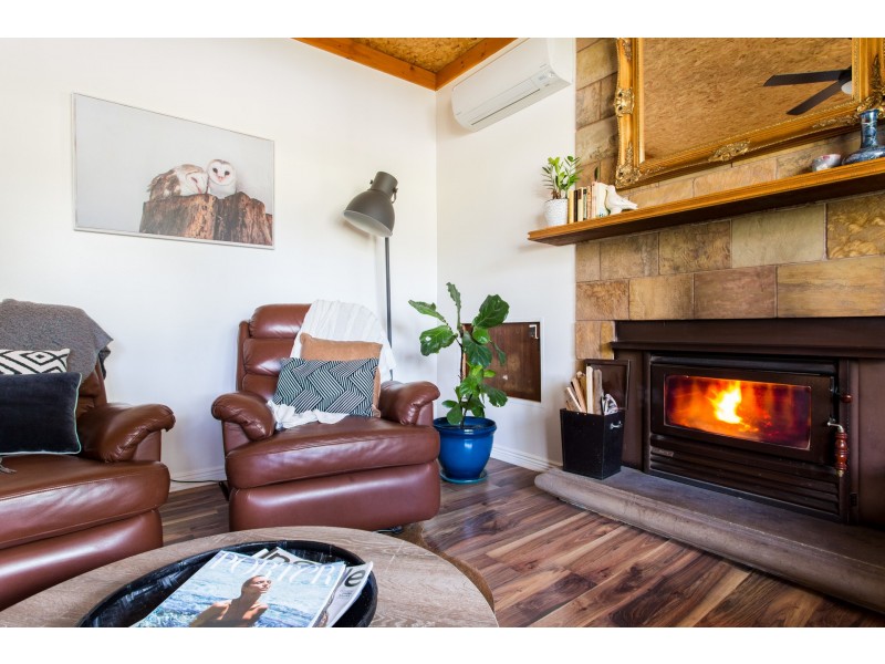 32 Grant Street, Forrest VIC 3236