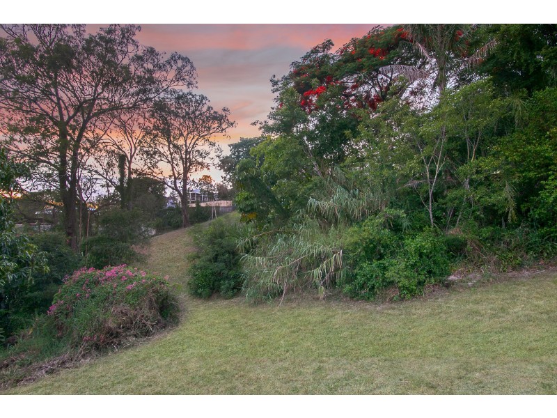 26 Ellenborough Street, Ipswich QLD 4305