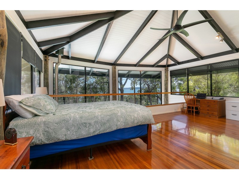 20-22 The Esplanade, Karragarra Island QLD 4184