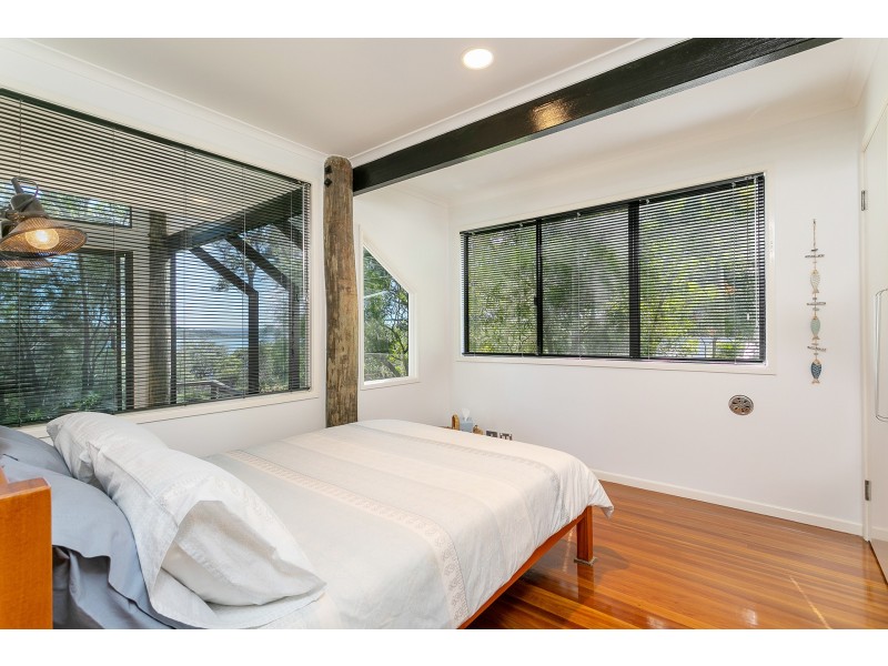 20-22 The Esplanade, Karragarra Island QLD 4184