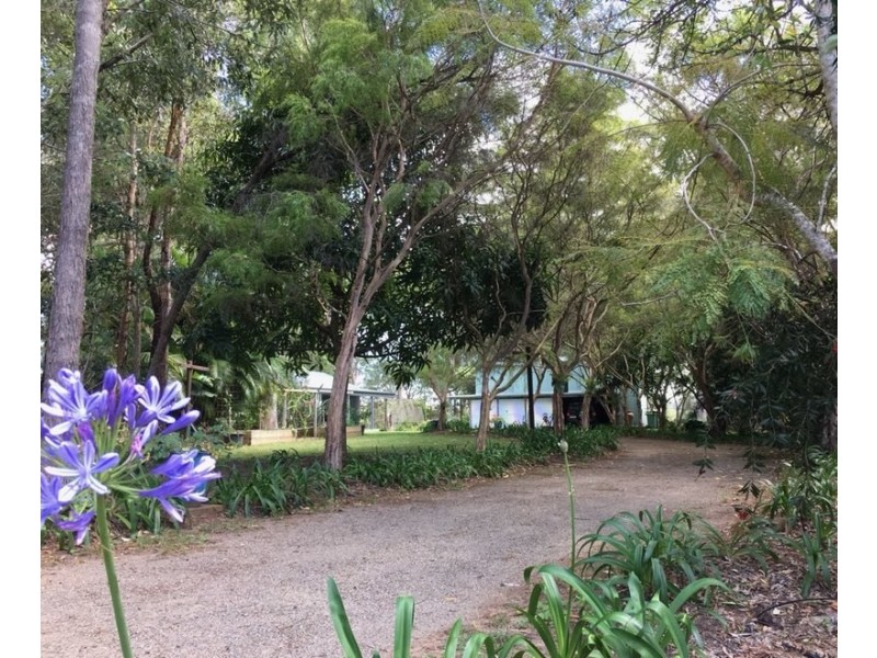 20-22 The Esplanade, Karragarra Island QLD 4184