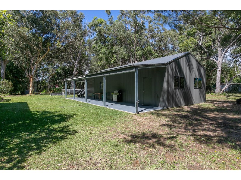 20-22 The Esplanade, Karragarra Island QLD 4184