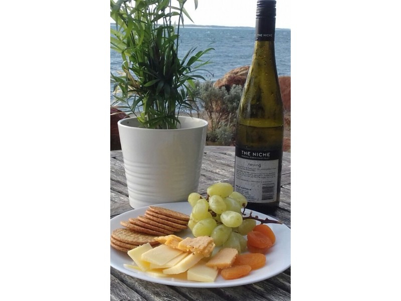 20-22 The Esplanade, Karragarra Island QLD 4184