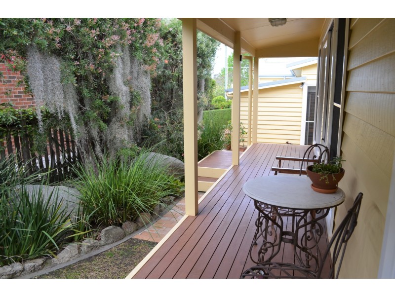 9 Thomas Street, Moruya NSW 2537