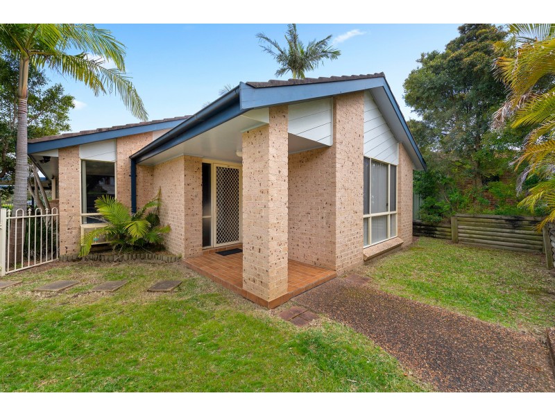 6 Nicole Close, Whitebridge NSW 2290