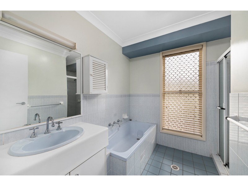 6 Nicole Close, Whitebridge NSW 2290