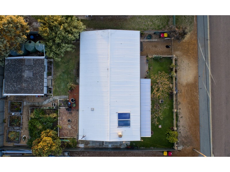 20 Flinders Street, Hopetoun WA 6348