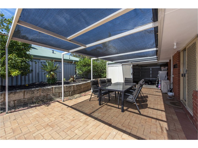 35 Templetonia Promenade, Halls Head WA 6210