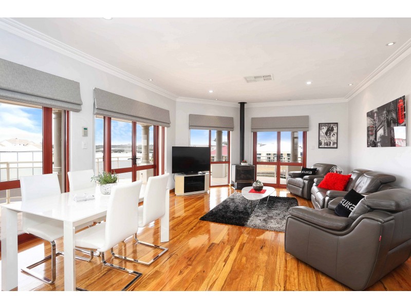 9 Basilica Place, Pelican Point WA 6230