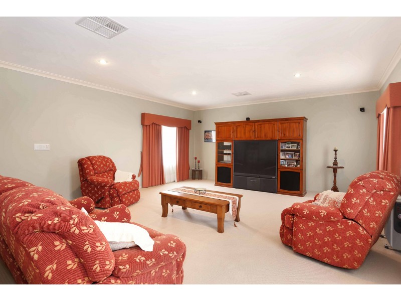 9 Basilica Place, Pelican Point WA 6230