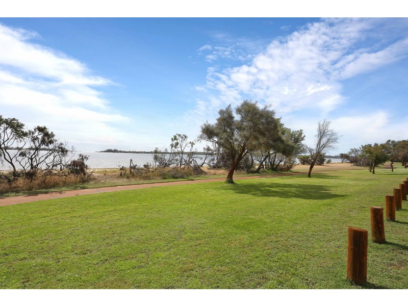 9 Basilica Place, Pelican Point WA 6230