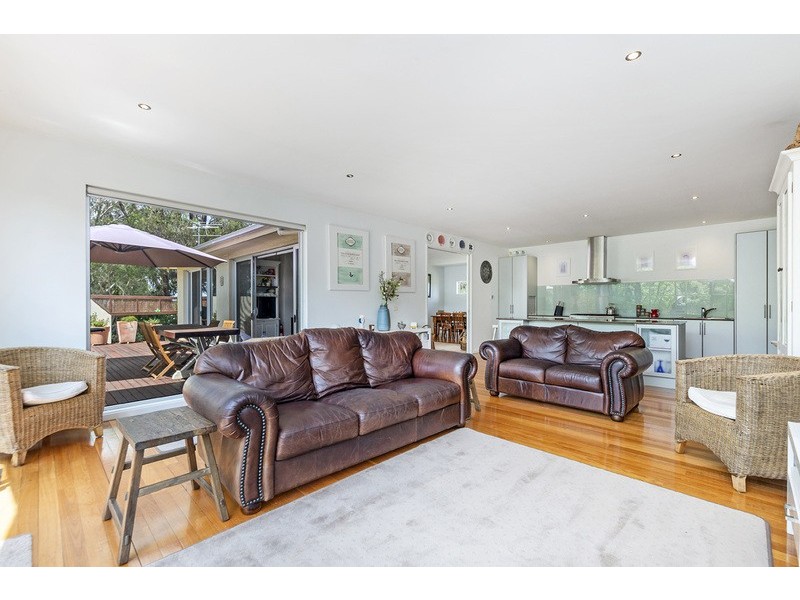 3 St James Place, Hamilton VIC 3300