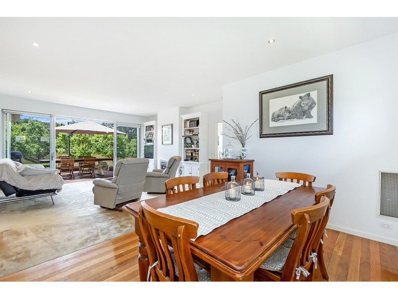 3 St James Place, Hamilton VIC 3300