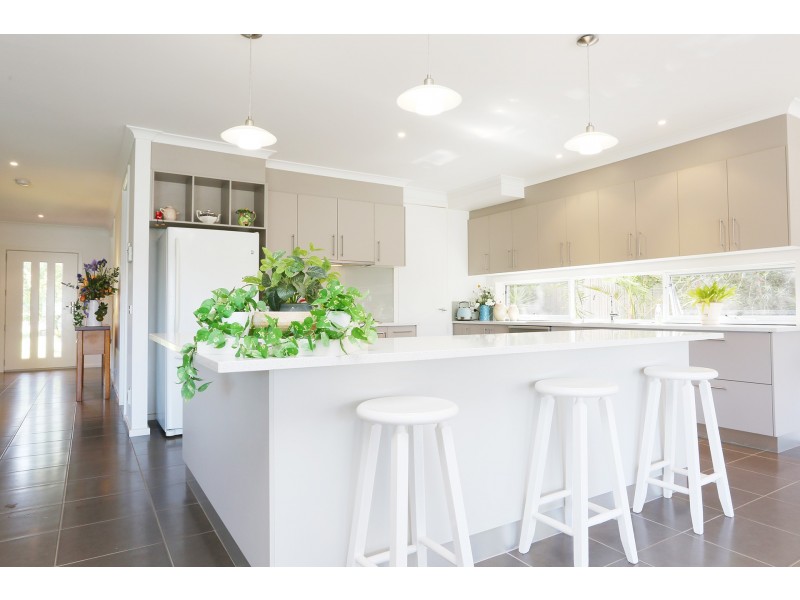 147 Bluff Road, St Leonards VIC 3223