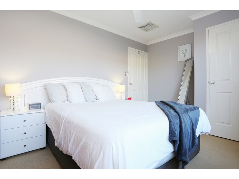 10 Merens Terrace, Henley Brook WA 6055