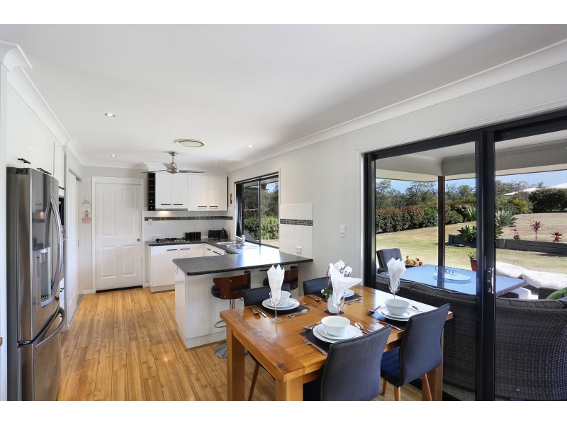 5-7 Westwood Avenue, Woodford QLD 4514