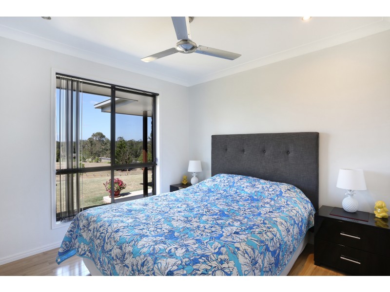 5-7 Westwood Avenue, Woodford QLD 4514