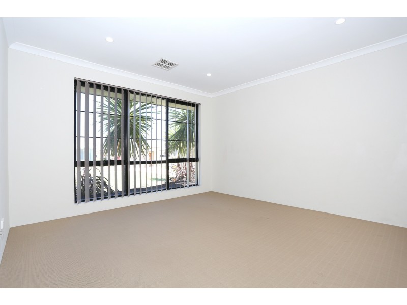 58 Greenville Vista, Meadow Springs WA 6210