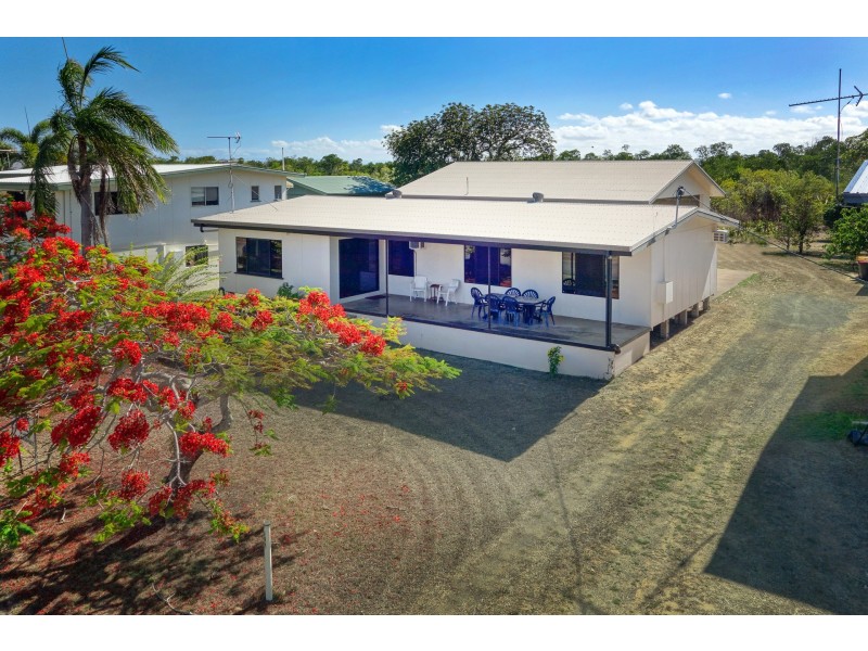 132 Patterson Parade, Lucinda QLD 4850