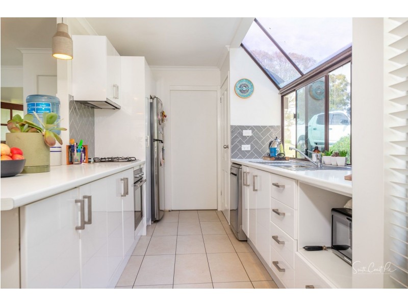 10 Rose Street, Moruya NSW 2537