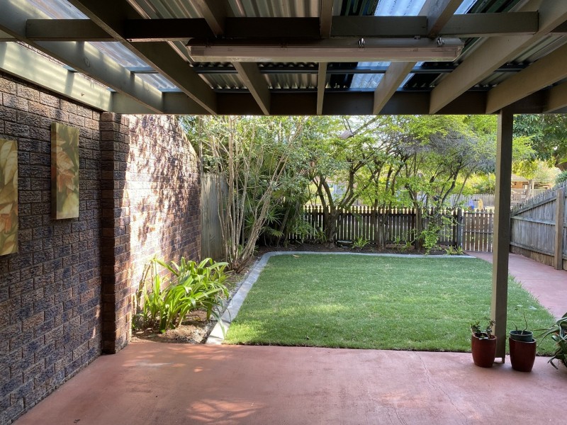 11 Shaw Place, Hemmant QLD 4174