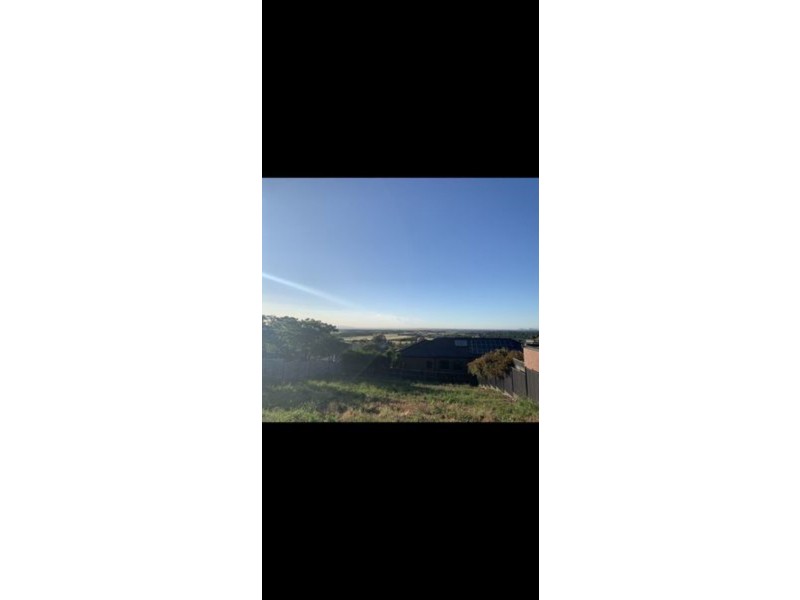 23 Excelsior Heights, Craigieburn VIC 3064