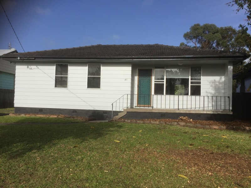 41 Hickory Road, Gateshead NSW 2290