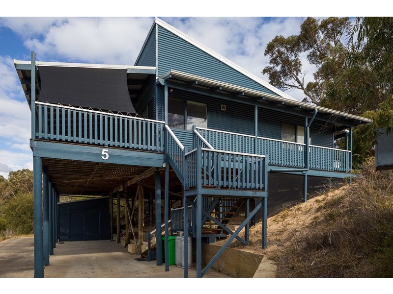 5 Hamilton Court, Binningup WA 6233