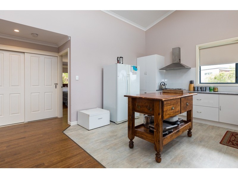 5 Hamilton Court, Binningup WA 6233