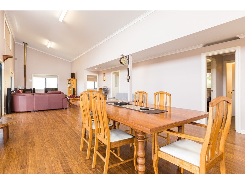 5 Hamilton Court, Binningup WA 6233