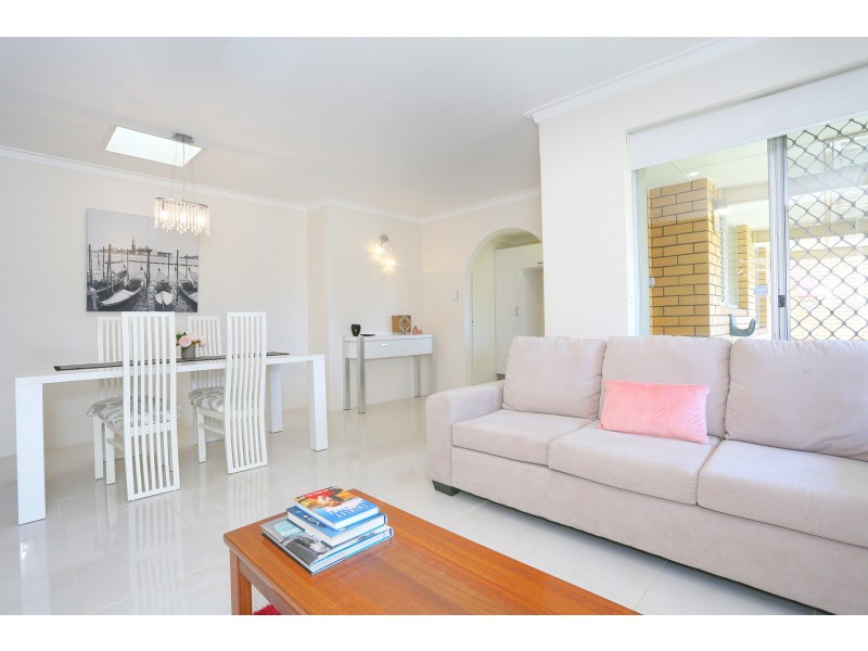 4/8 Creery Street, Dudley Park WA 6210