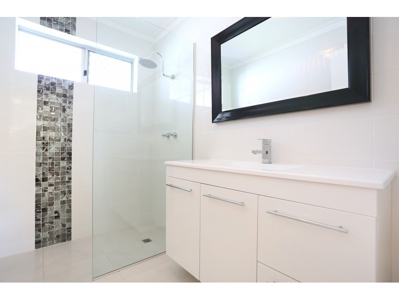 4/8 Creery Street, Dudley Park WA 6210