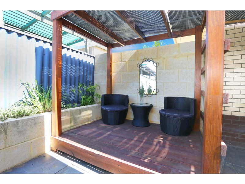 4/8 Creery Street, Dudley Park WA 6210