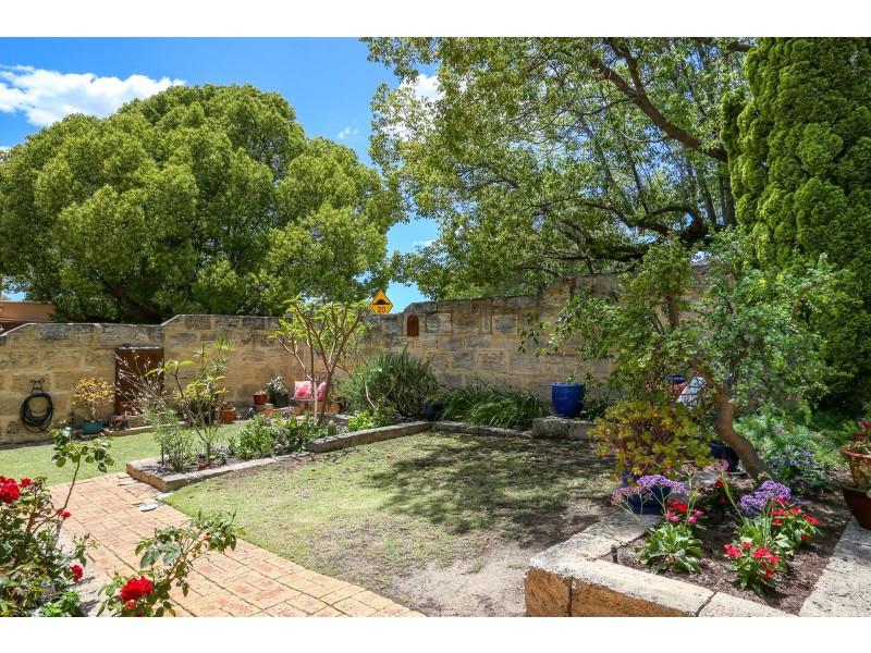 39 Barrett Street, Wembley WA 6014