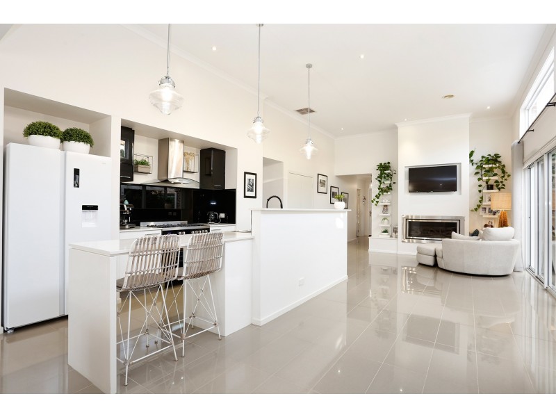 34 Columbia Street, Tarneit VIC 3029