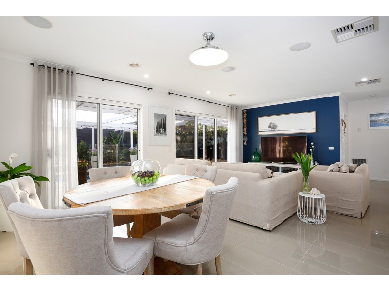 34 Columbia Street, Tarneit VIC 3029