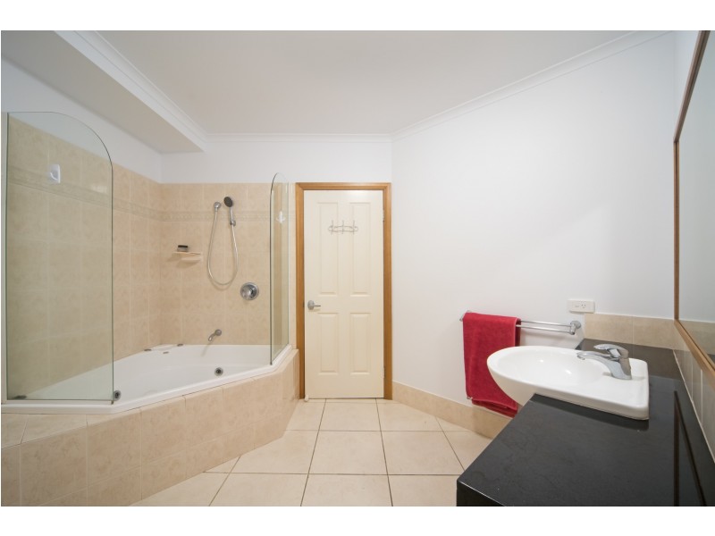 2/6 Orana Street, Airlie Beach QLD 4802