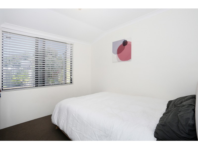 37 Minderoo Crescent, Golden Bay WA 6174