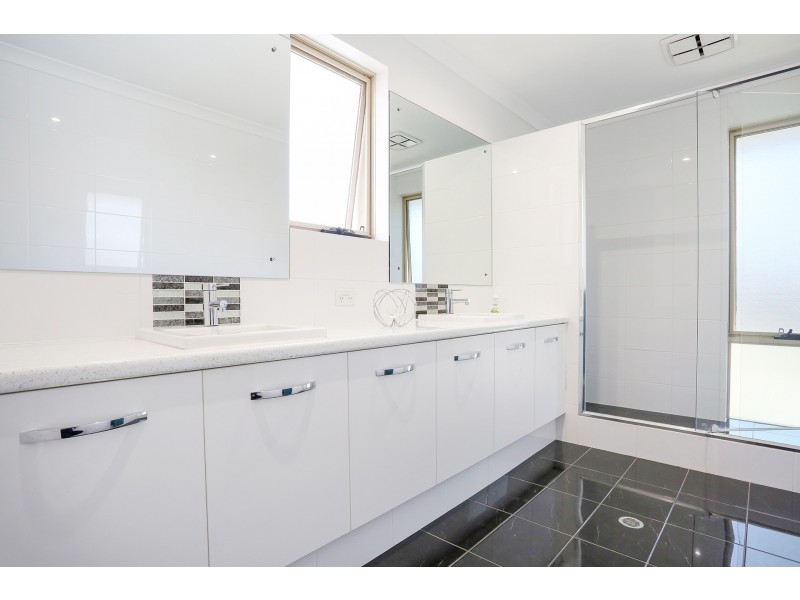 19 Shrike Lane, Beeliar WA 6164