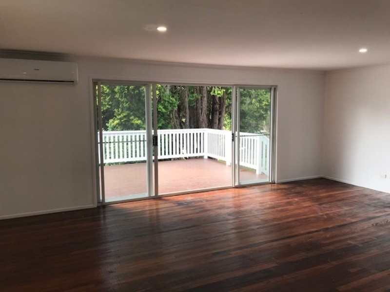 10 Lloyds Road, Springbrook QLD 4213