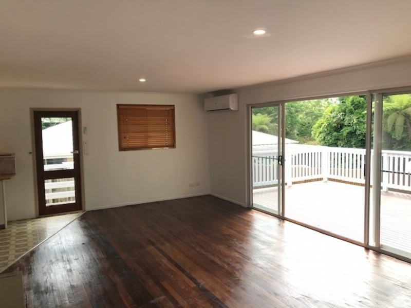 10 Lloyds Road, Springbrook QLD 4213