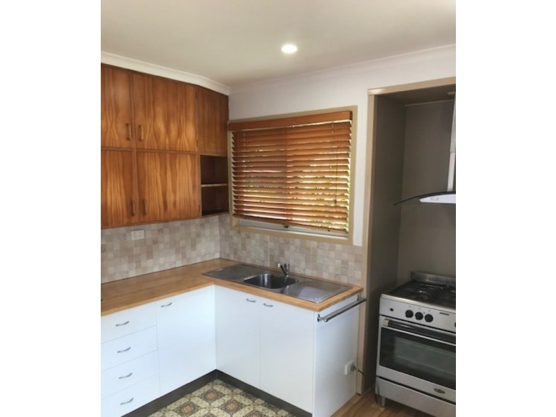 10 Lloyds Road, Springbrook QLD 4213