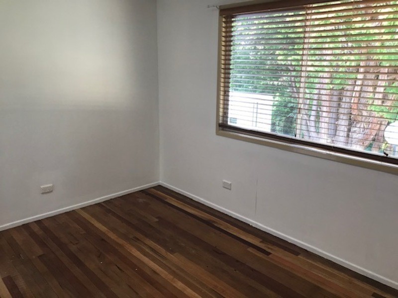 10 Lloyds Road, Springbrook QLD 4213