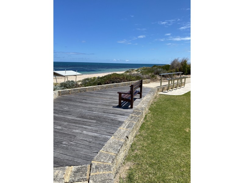 50 Yeedong Road, Falcon WA 6210